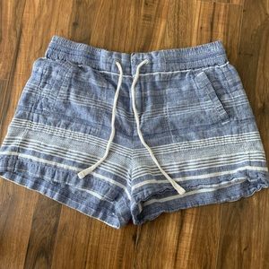 Lou and grey linen drawstring shorts and top